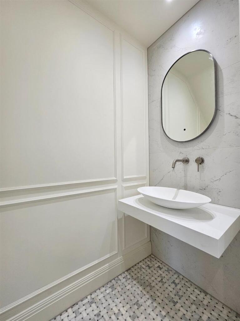 GF WC
