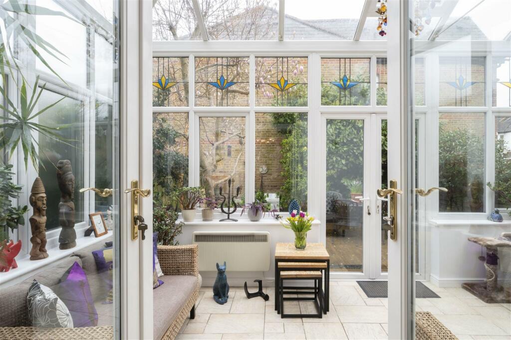 19 Delamere Road, 9.jpg