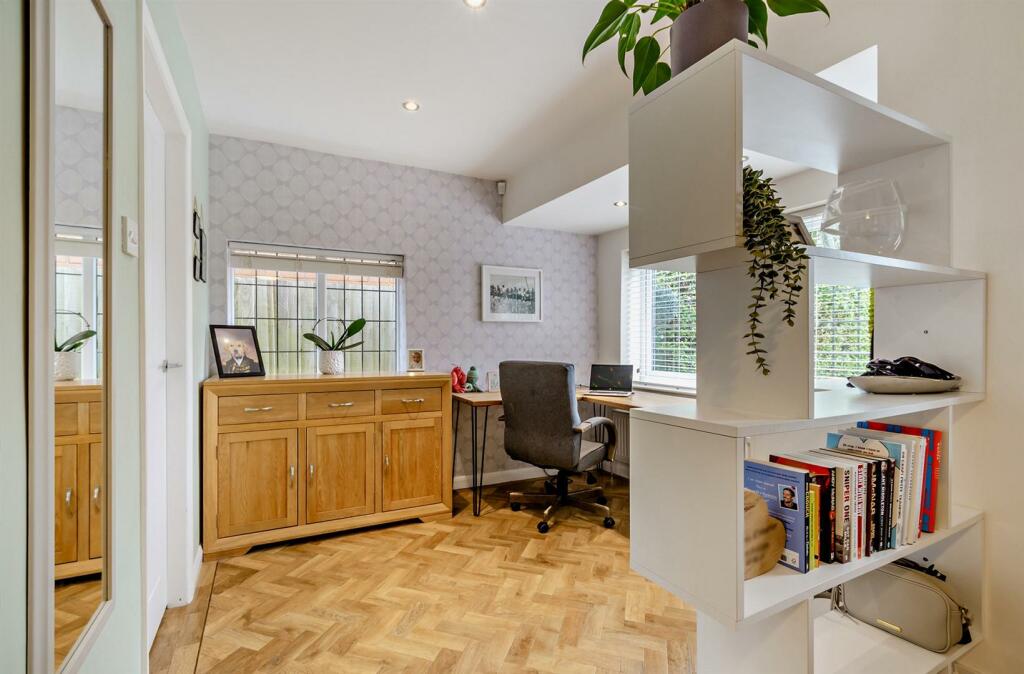 8610451-interior18-800 new.jpg