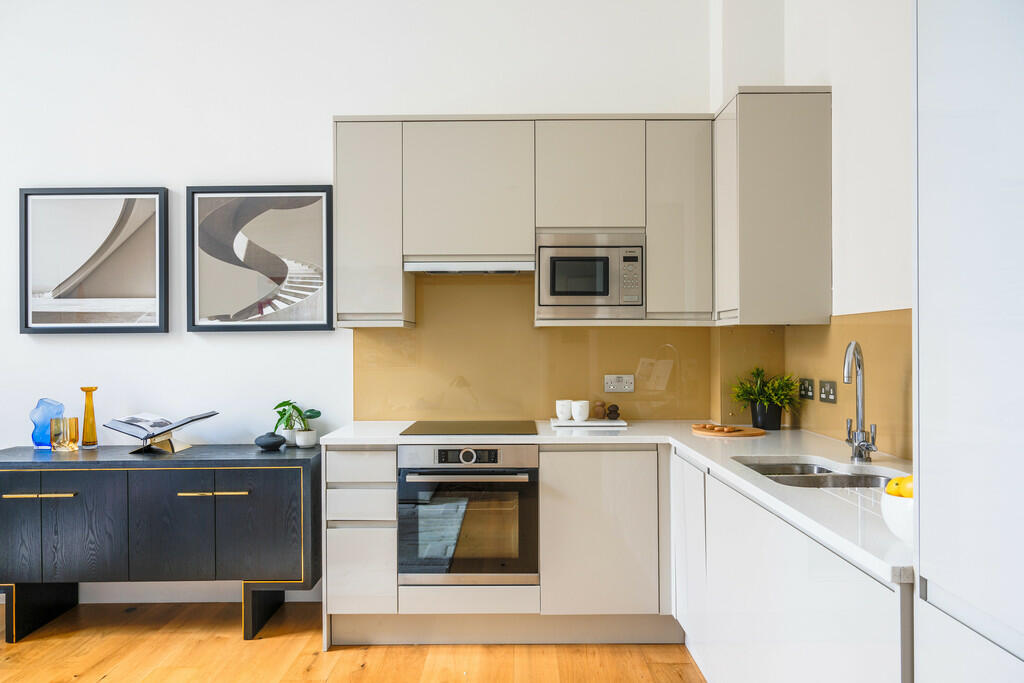 Stukeley_Street_0...