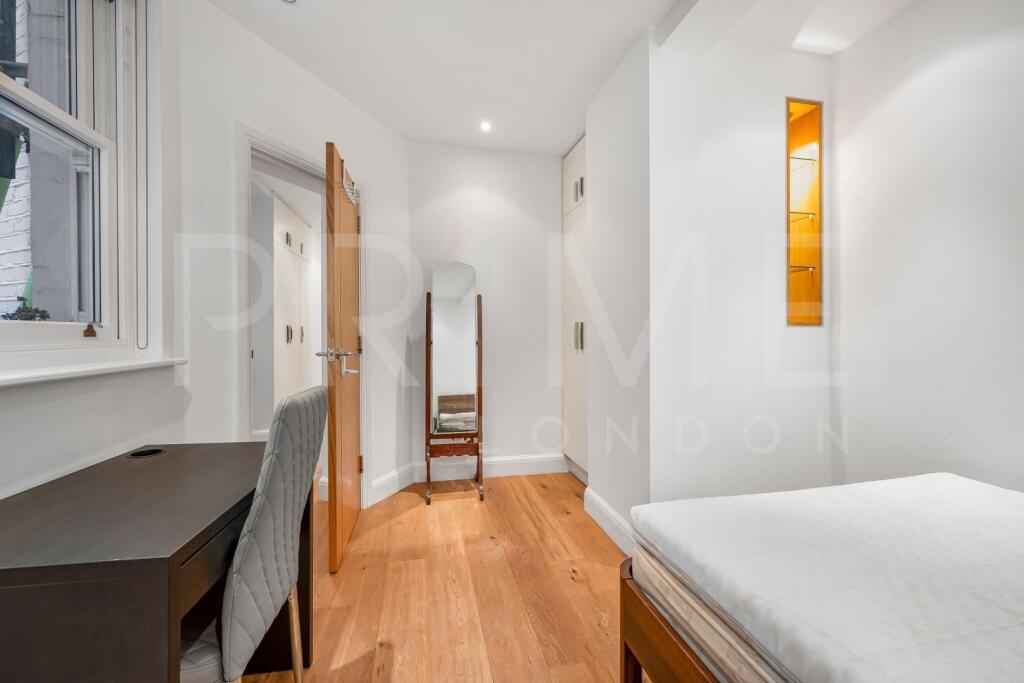 BEDROOM2c (3).jpg