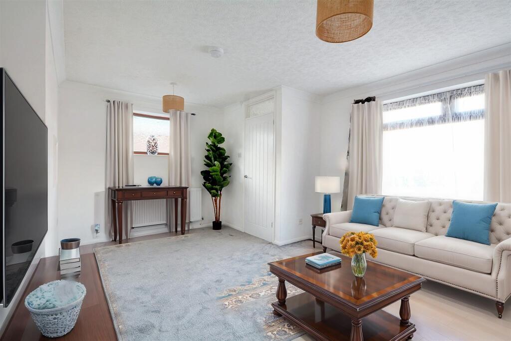 Lounge -Virtual Staging