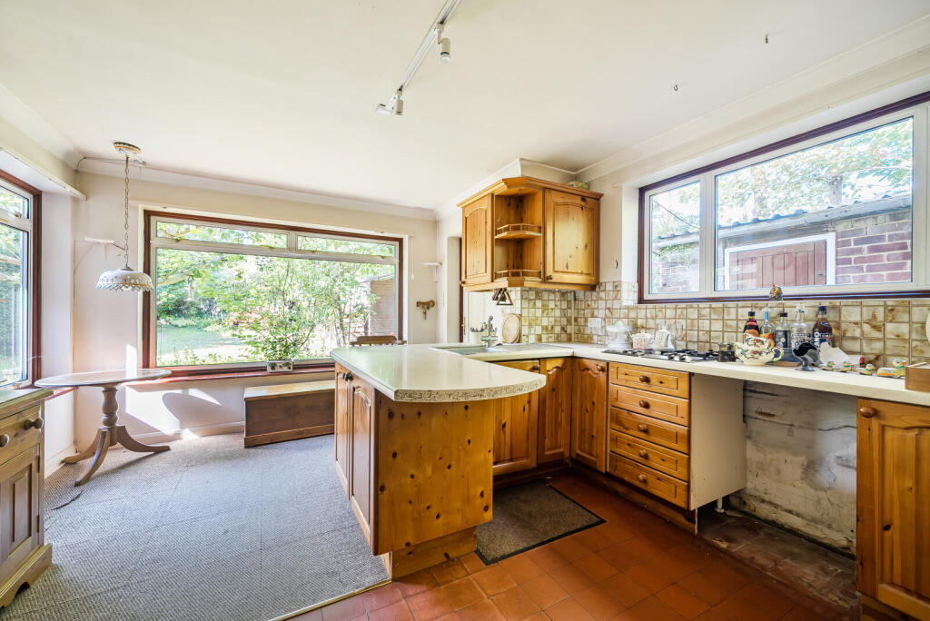 1355656-4-68cd3e1...