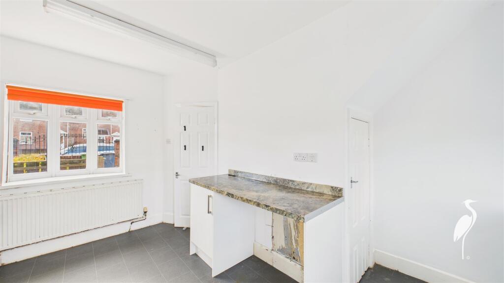 Breakfasting Kitchen