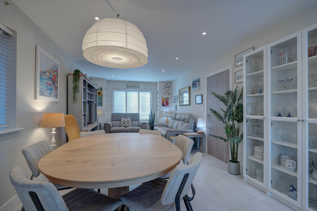 DSC_6504-2-101_5-...