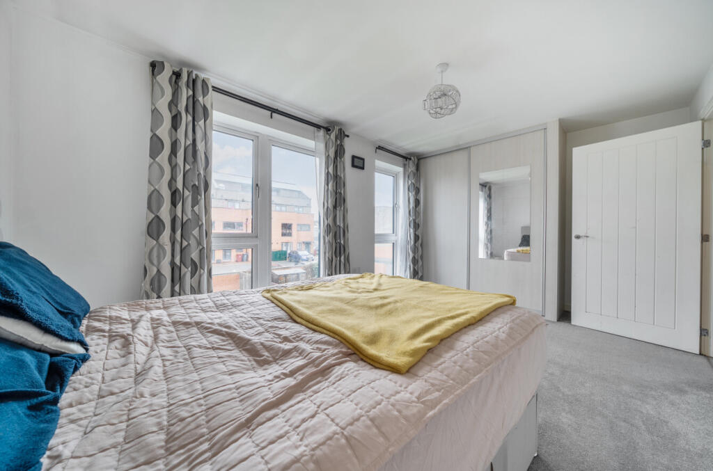 1386052-31-69317f...