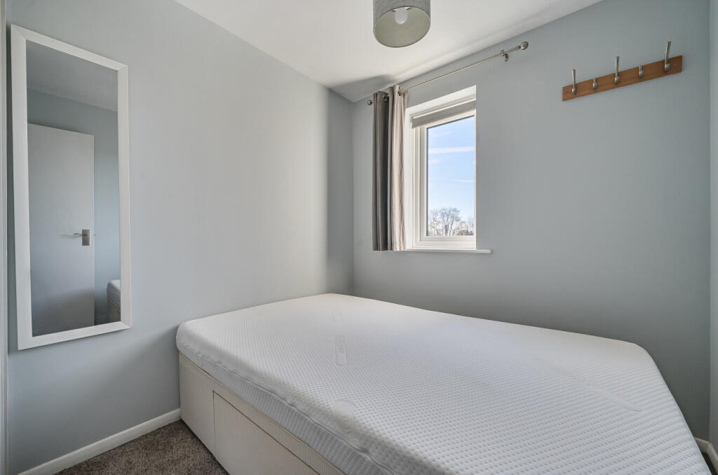 1384042-6-6920712...