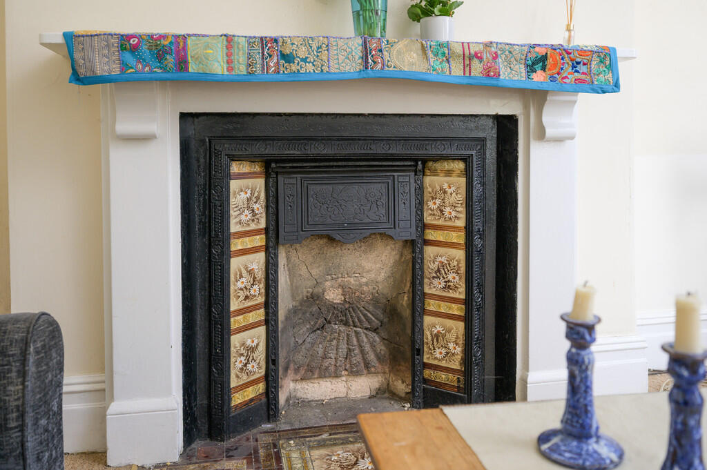 2 Newbridge Road-...