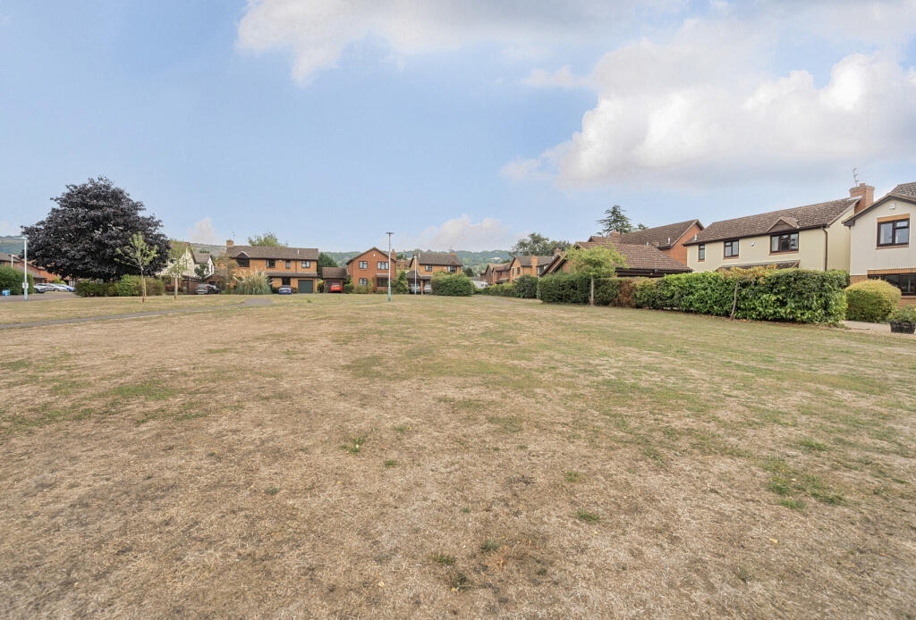 1343277-1-68a4a4b...