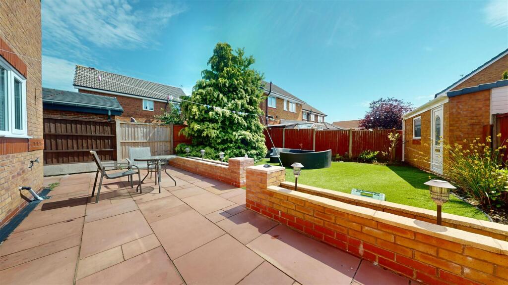 Wendover Close Rear Garden