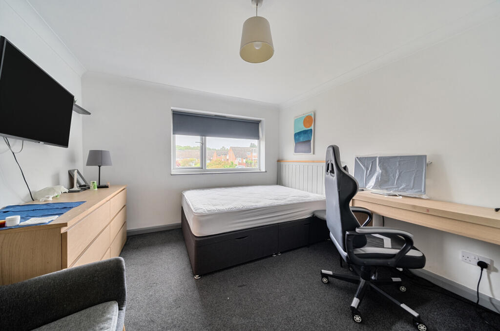 1296132-13-6841bb...