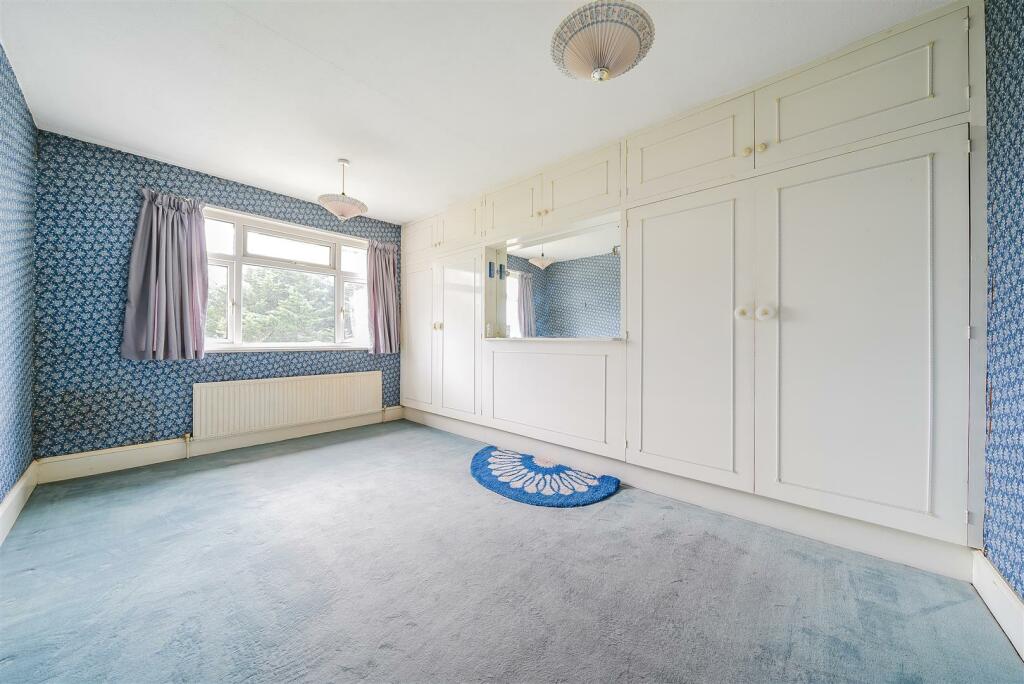 Bedroom 2.jpg
