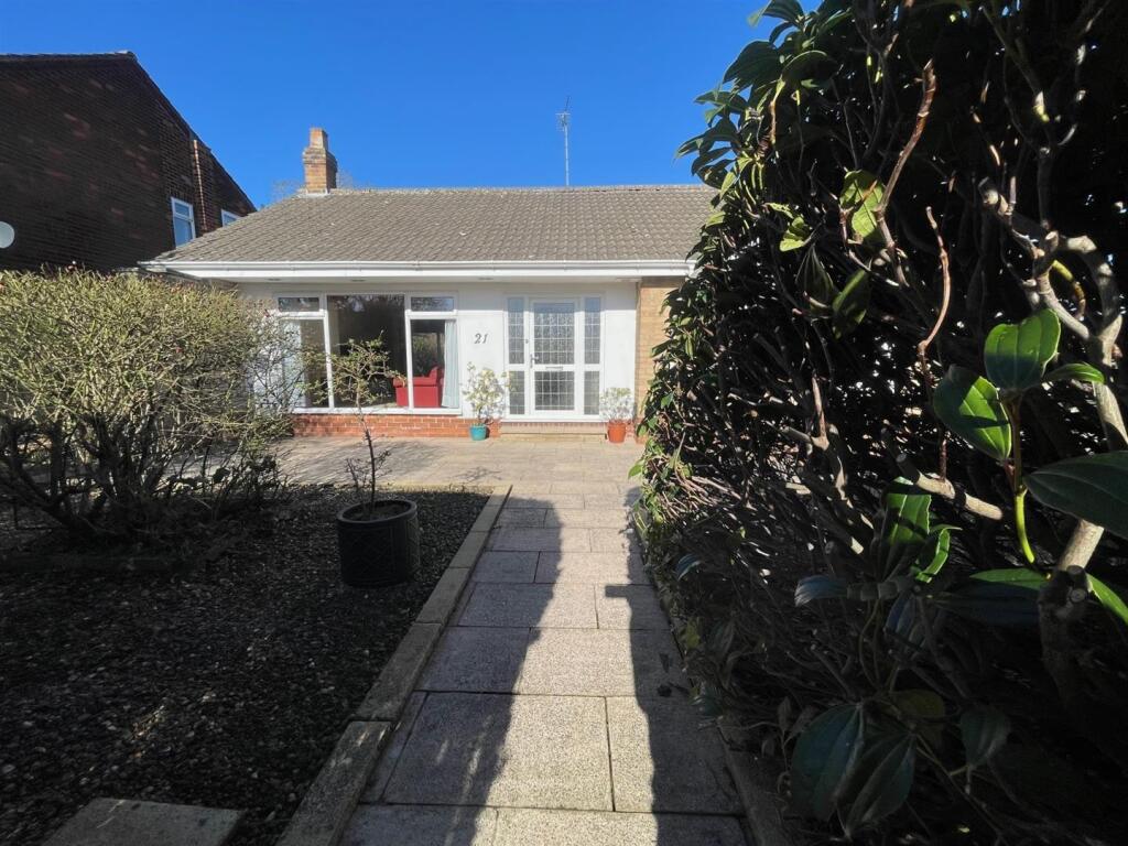 Front external 2.jpg