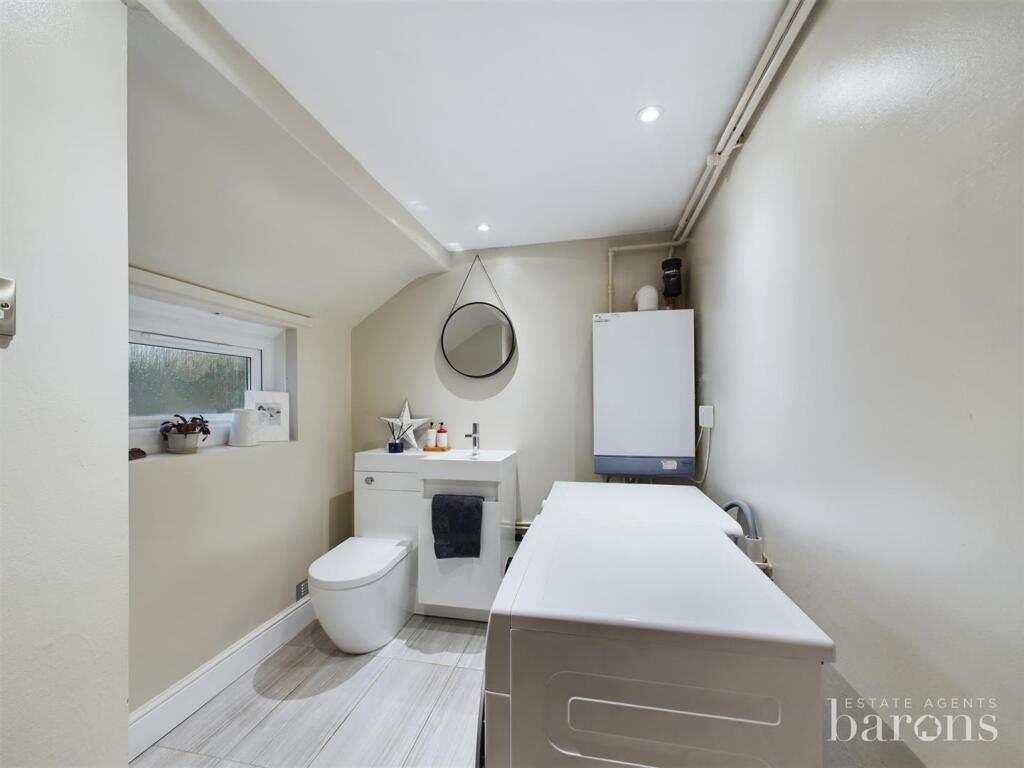 CAM05005G0-PR0019-STILL003 - Copy.jpg