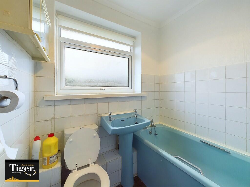 CAM03440G0-PR0186...