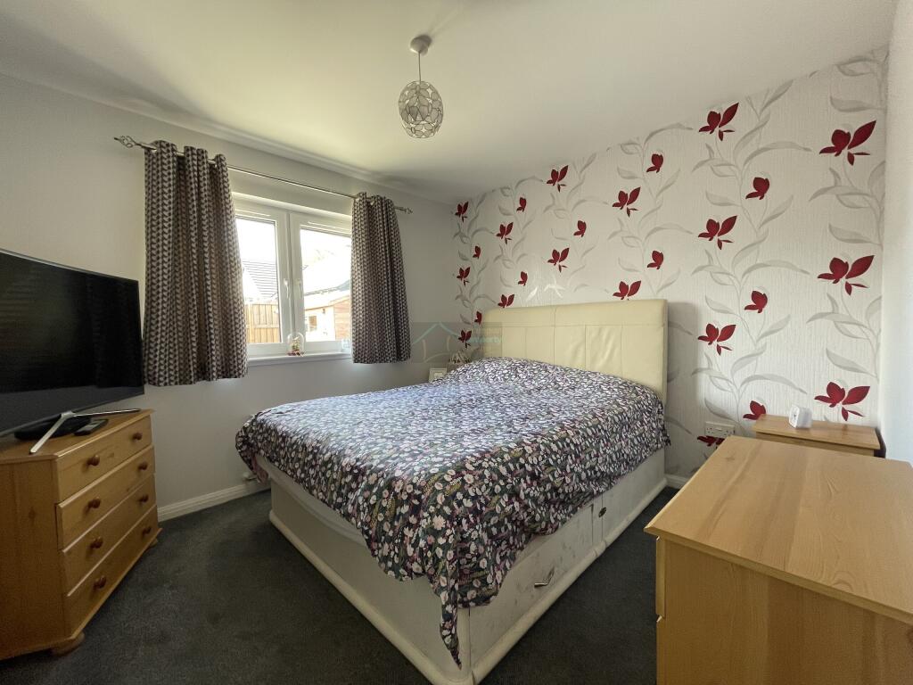 Bedroom 1a.JPG