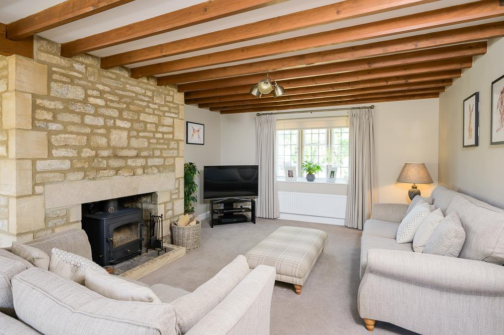 7 The Old Quarry GL7 5ND-Low Res-23.jpg