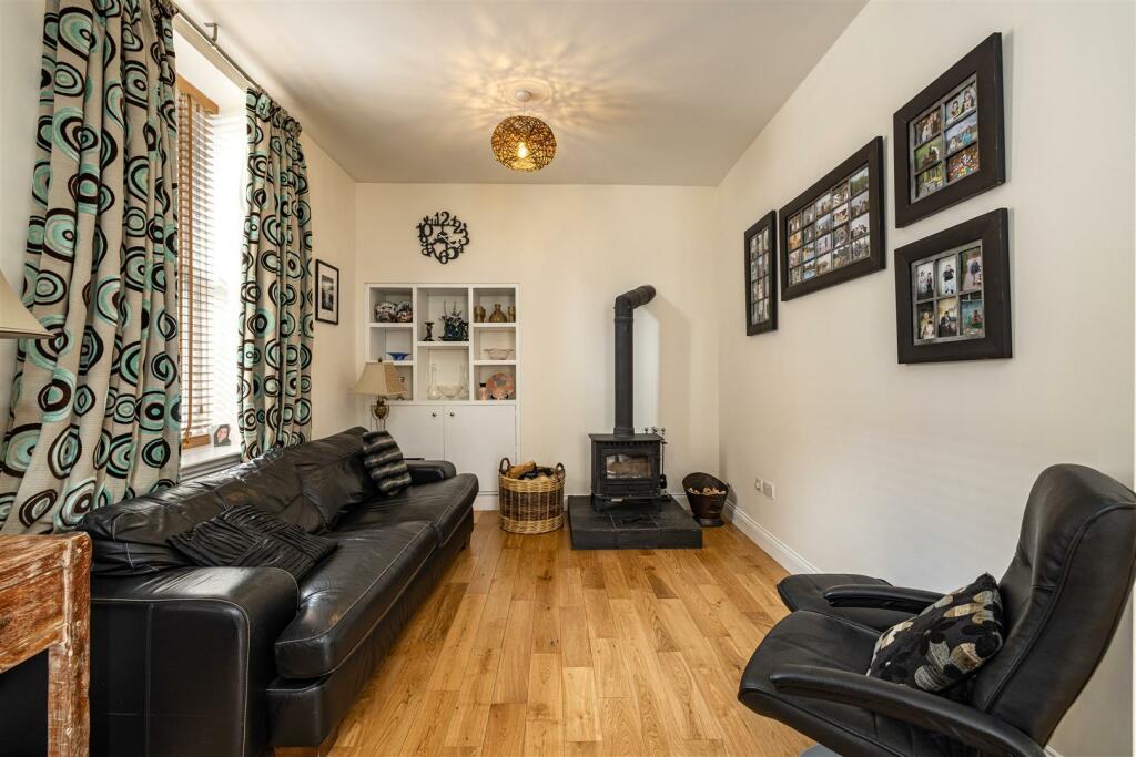 2 Heatherlie Terrace Selkirk 10.JPG
