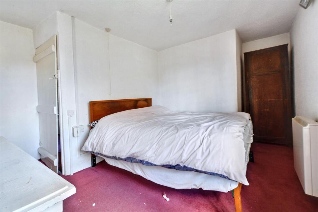 Bedroom One_2.jpeg