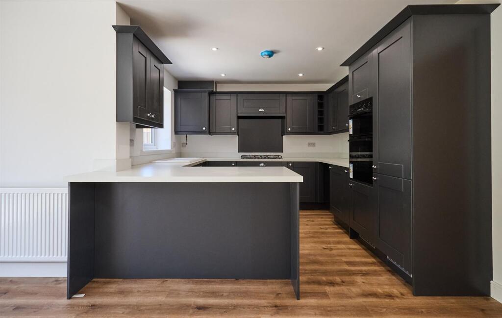 Fitted Open Plan Living/Dining/Kitchen