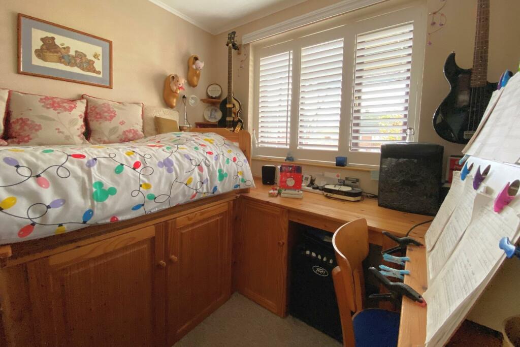Photo 11