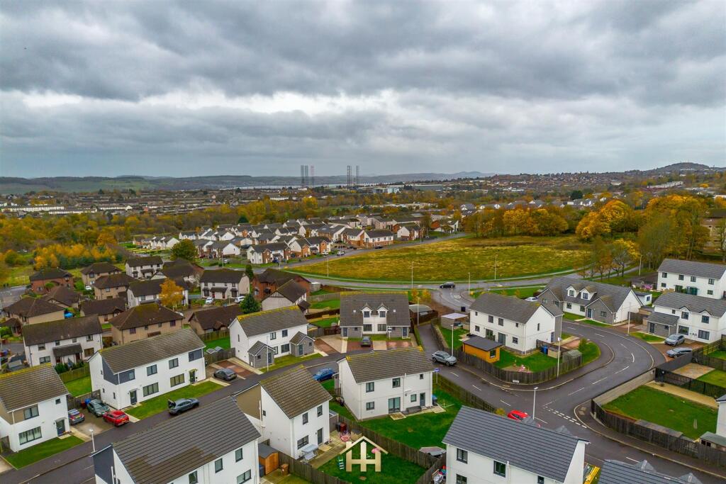 29 CASTLEVIEW PL 031125 EDIT (3 of 9).jpg