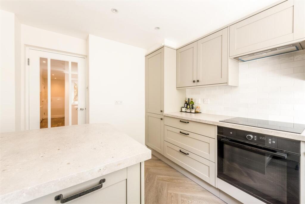 Flat 15, West View-4.jpg