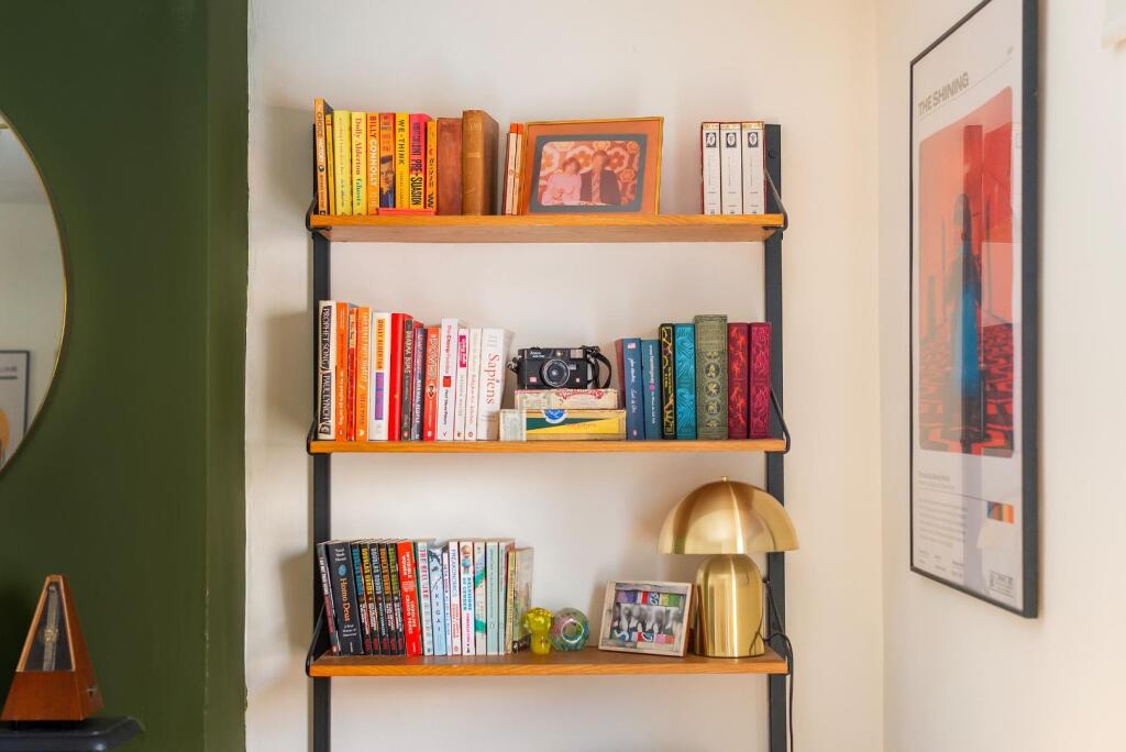 1W9SAN - Living Room B.jpg