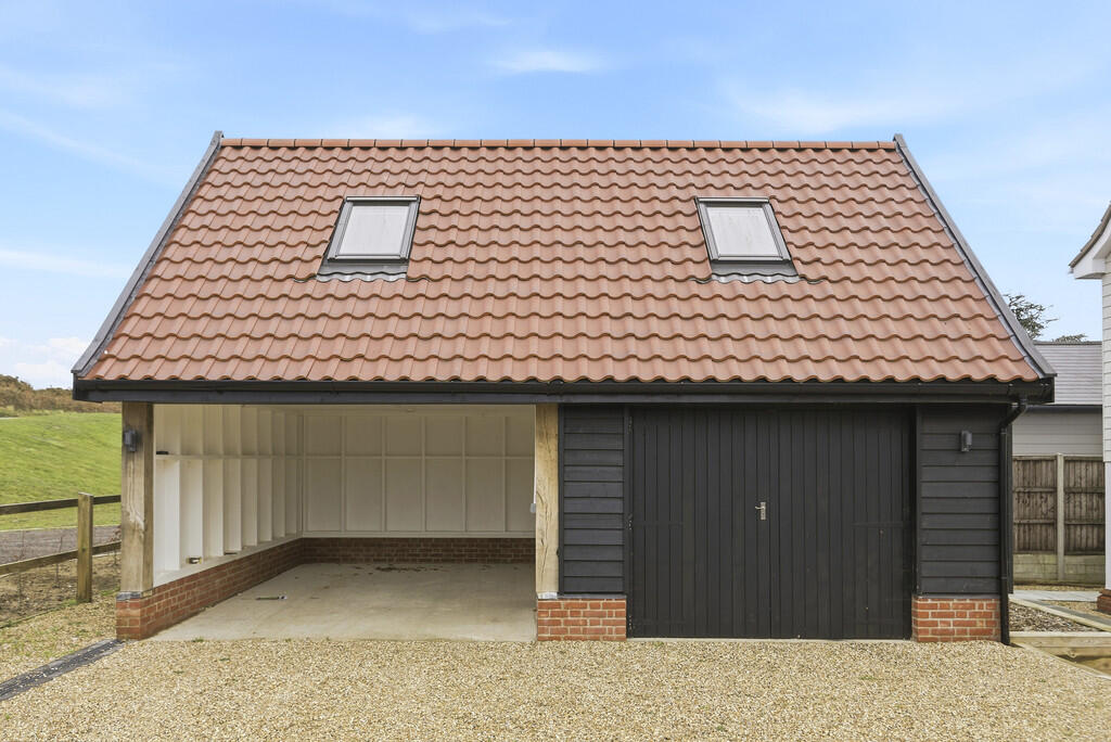 2 Blackheath Road...