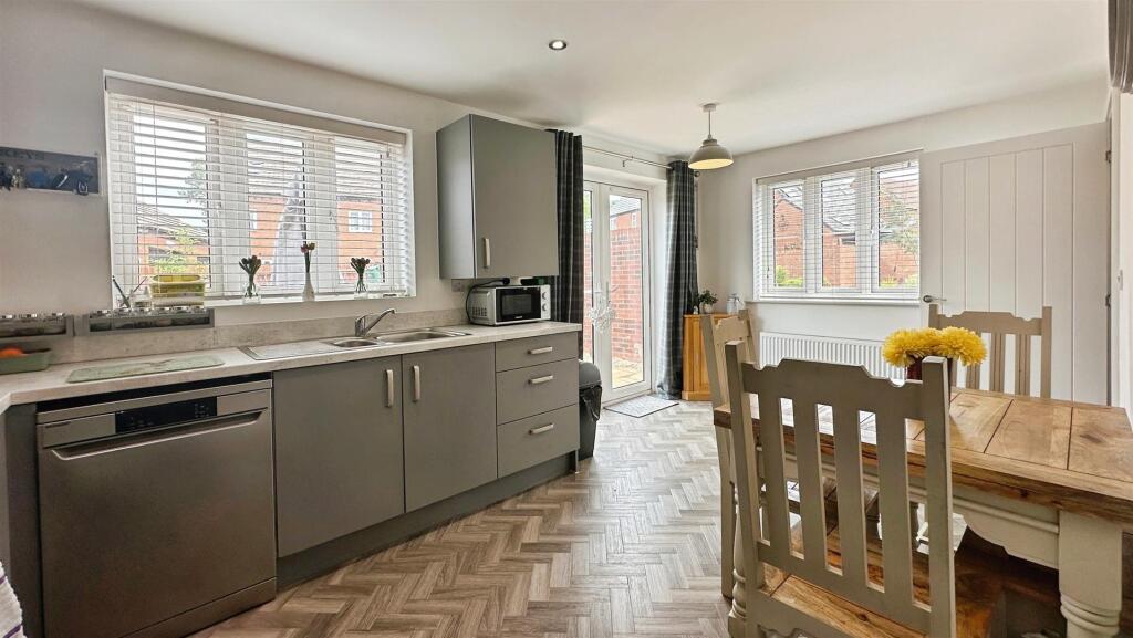 bca3b76c--4E82-B766-C5B9E82F39C7-16722-0000054AD01