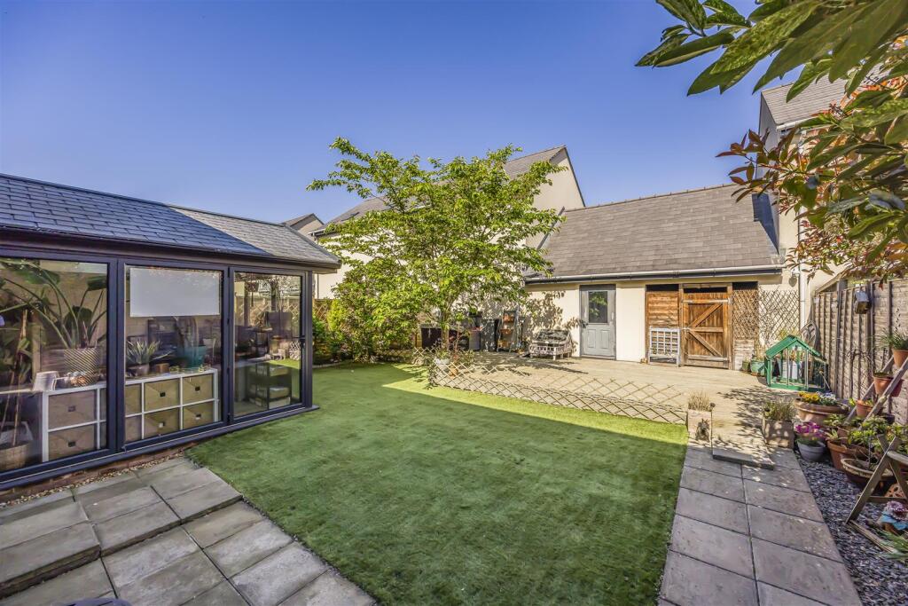 24 Angus Way, Waterlooville-PorticoMarketing-SoldB