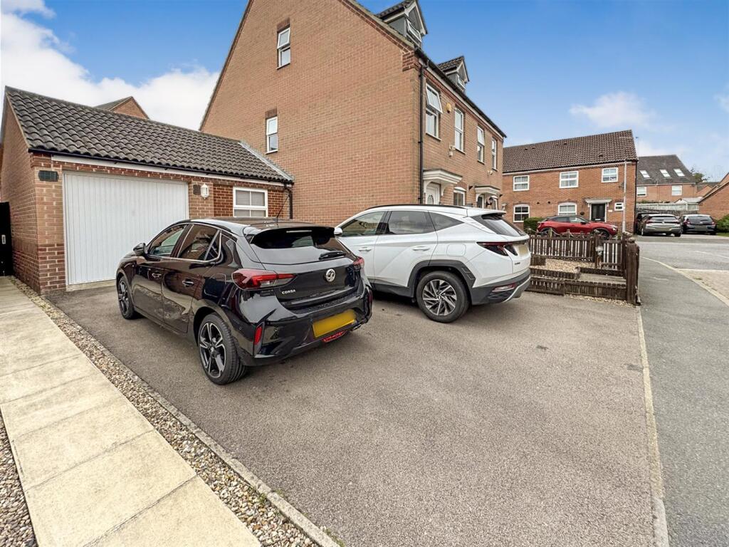 thumbnail_image1 (3).jpg