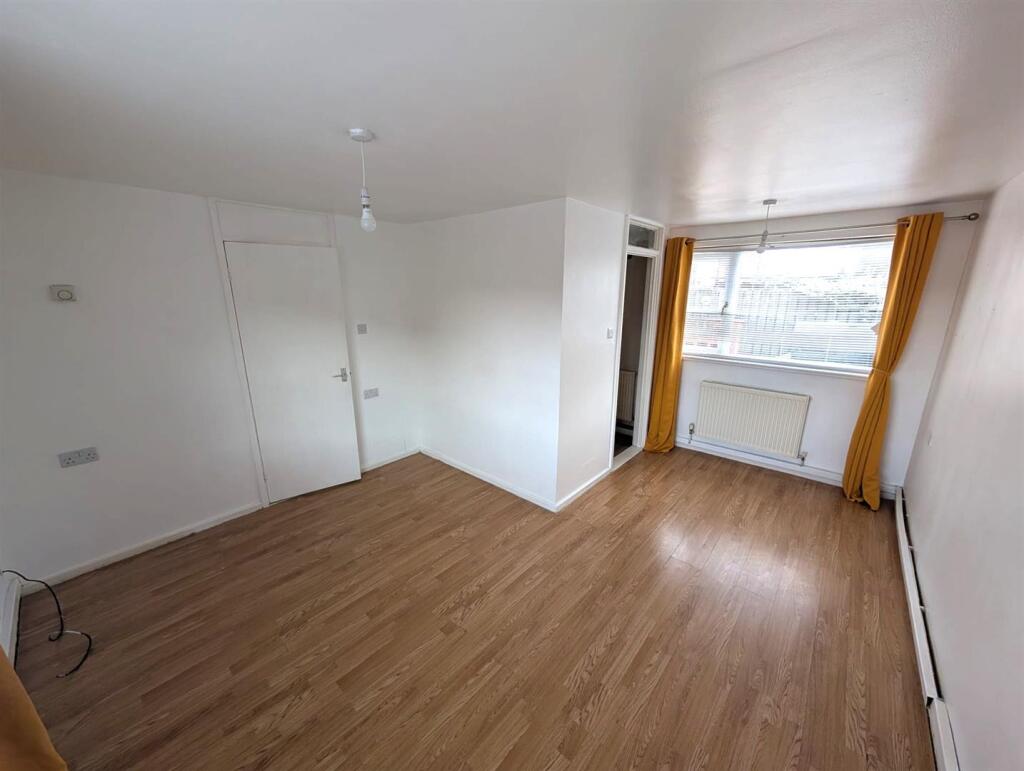 PHOTO-2025-08-08-09-26-49 (5).jpg