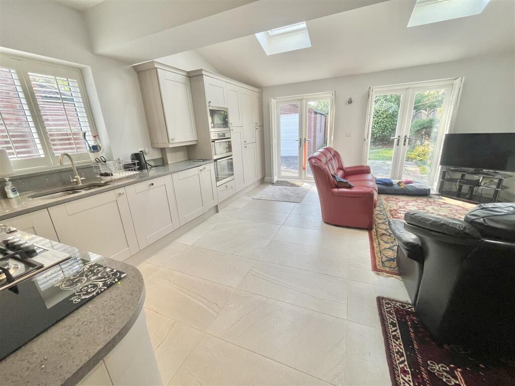 Open Plan Living Dining Kitchen Aspect 7