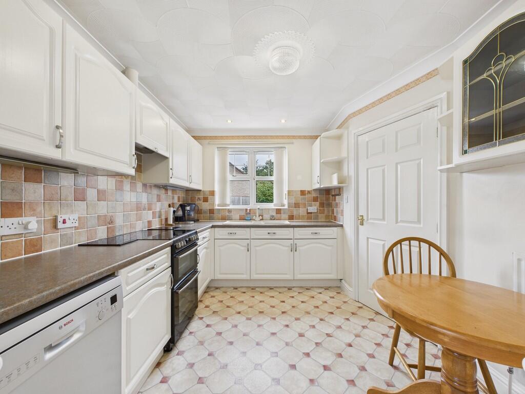 CAM04092G0-PR0082...