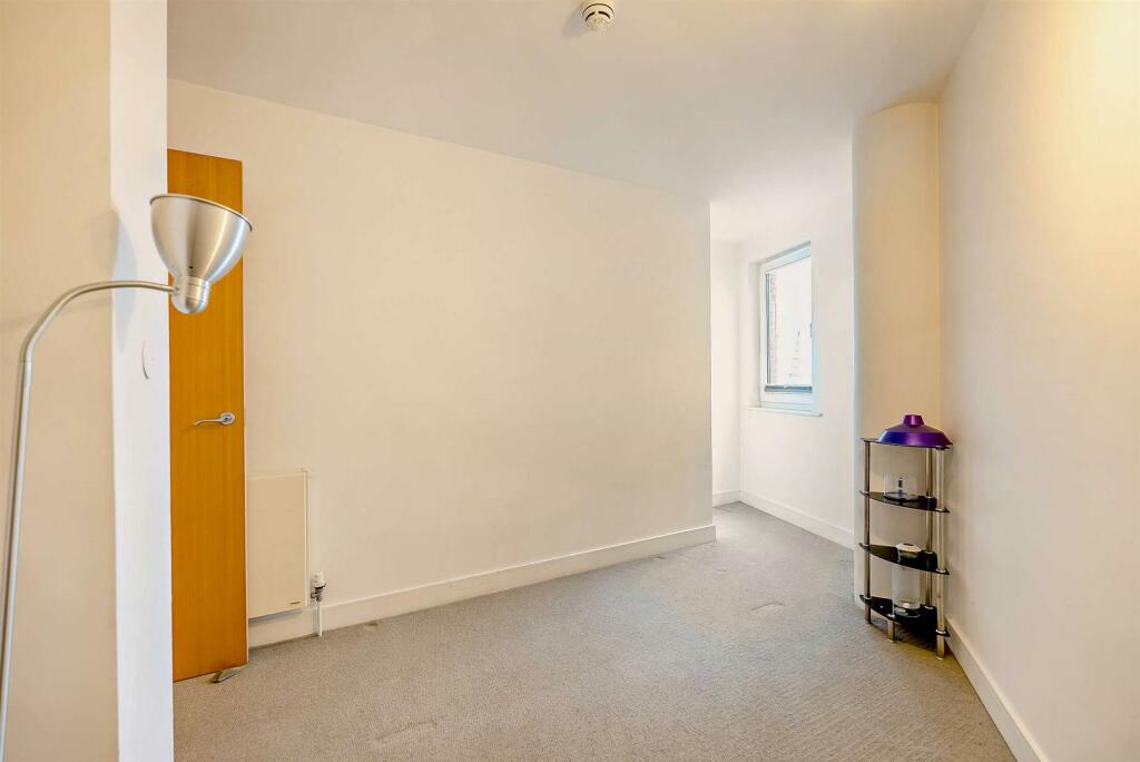 8583375-interior02-800.jpg
