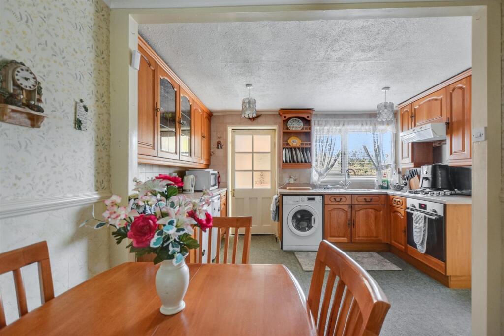 Kitchen Diner_1.jpeg