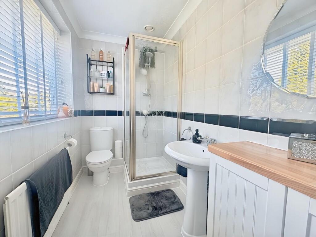 EN-SUITE.jpg