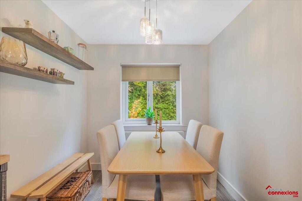 Kitchen Dining (4)