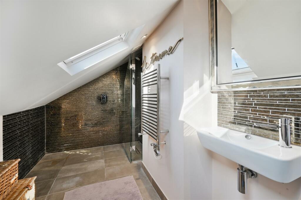 En-Suite Shower Room