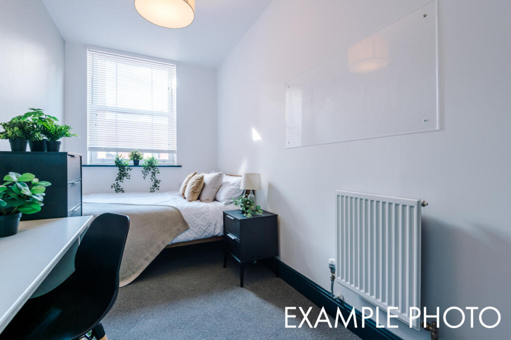 Flat 2, Shoe and Boot, Example 7