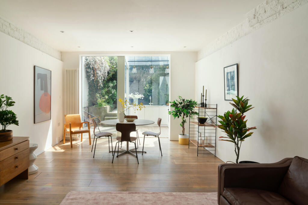 282617 - ST-CHARLES-SQUARE-W12-029.jpg