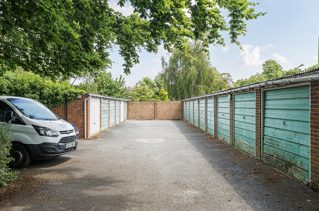 1301909-2-683d9c3...