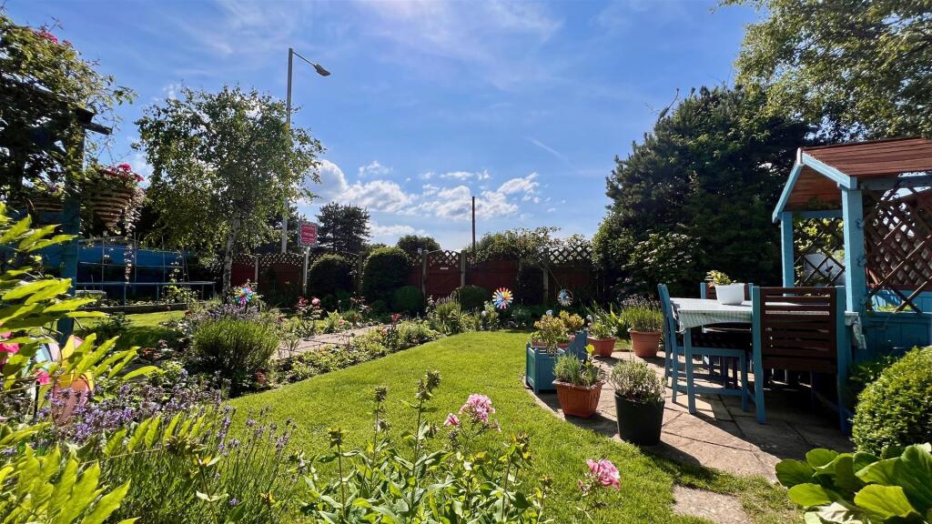 GARDEN