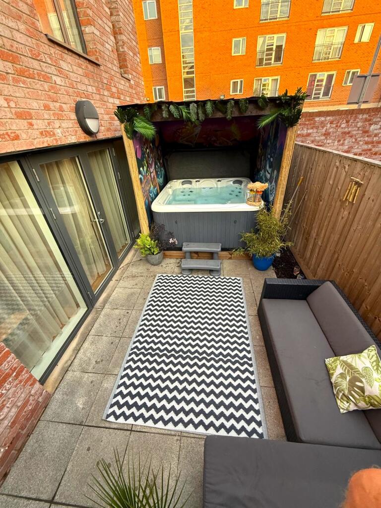 WhatsApp Image 2025-08-12 At 12.15.16 058aff29 T202508121226.jpg