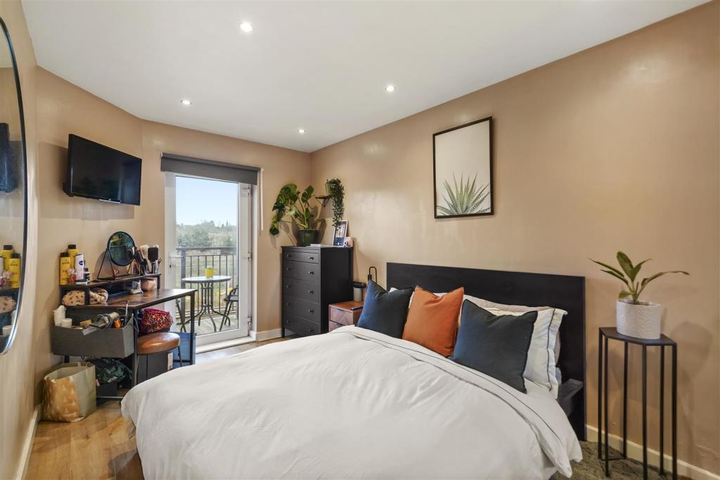 Flat 50, Eldon House - OLbOQASou7att8gOM1zW.jpg