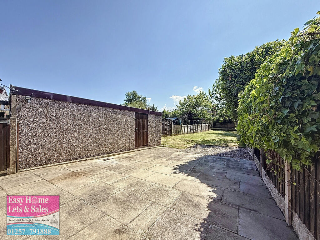 Back Garden/Garag...