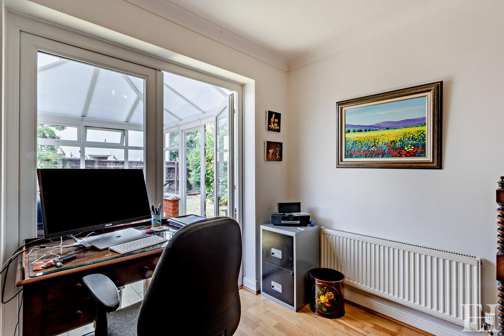 8654614-interiorW...