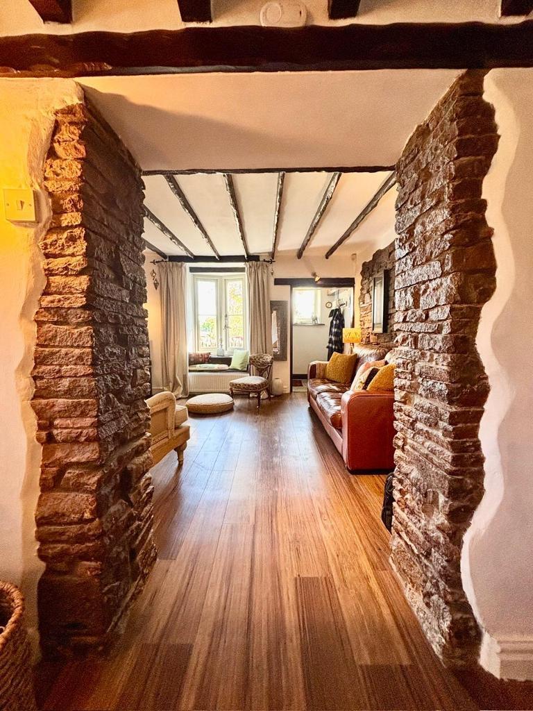 Feature Walkway Between Reception Rooms