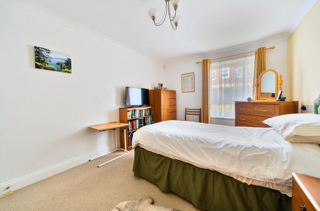 1298095-12-682e0a...